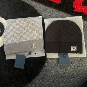 Louis Vuitton Monogram Gray and Black Beanie Duo